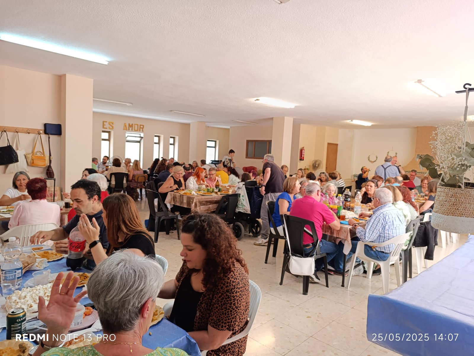 Comida de convivencia de la Iglesia Unida Betel